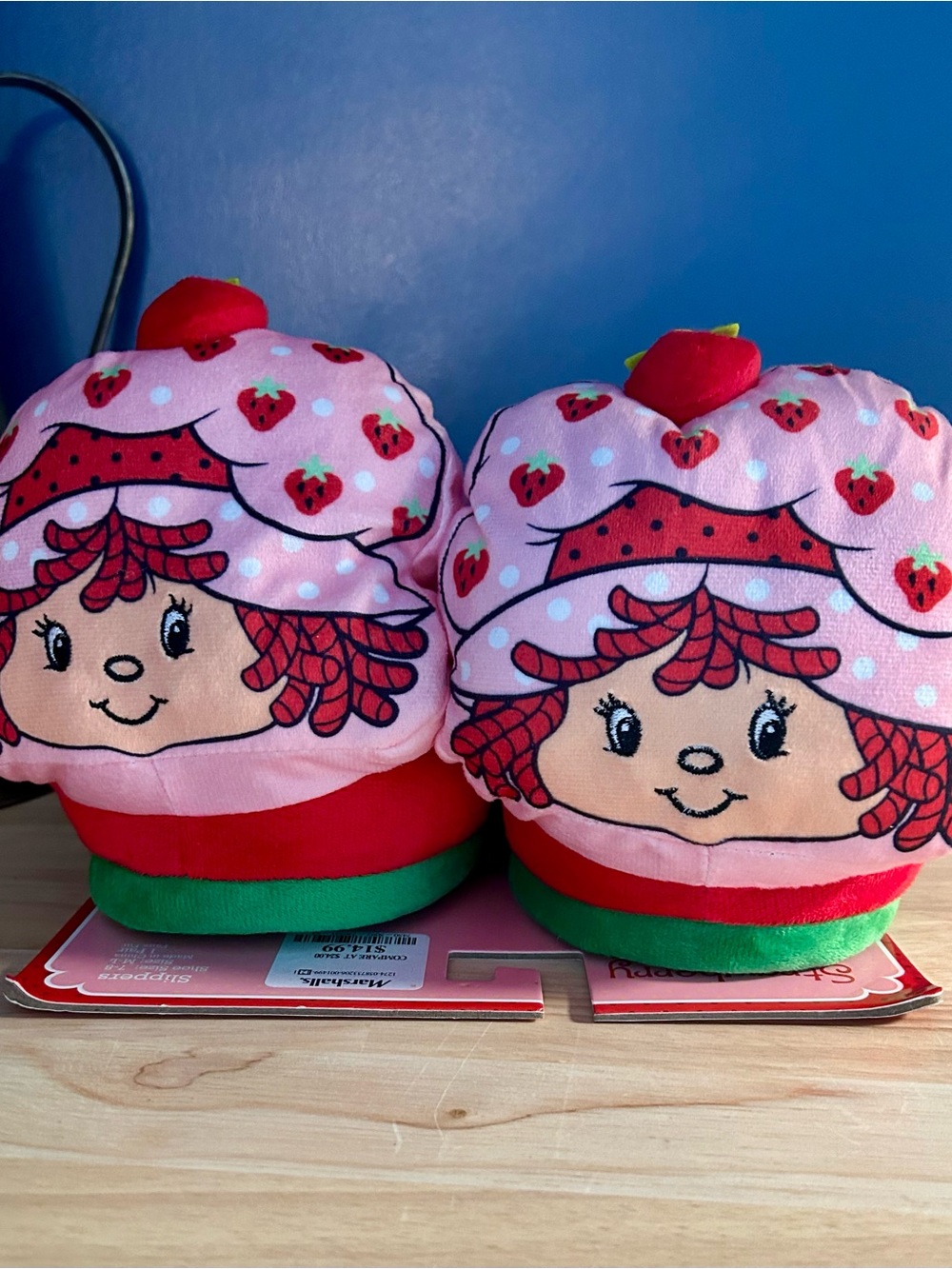Strawberry Shortcake Women's 3D Plush Head Slippers Size M-L 7-8 NWT Marshalls